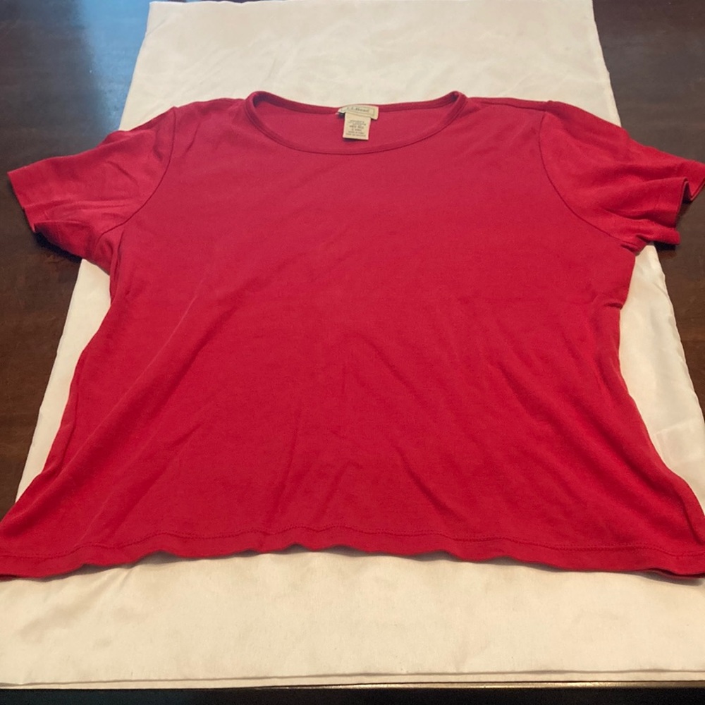 L.L. Bean Bold Red Women's Short Sleeve Tee